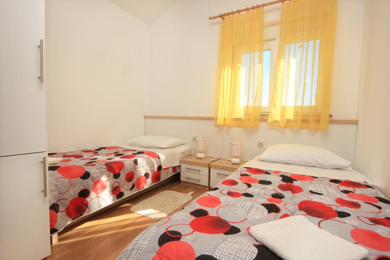Apartments By The Sea Vlasici, Pag - 9324 Exteriér fotografie